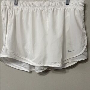 Nike White Tennis Skort with Subtle Grey Swoosh